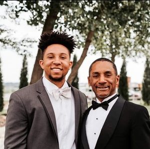 Meet your Posher, Elijah